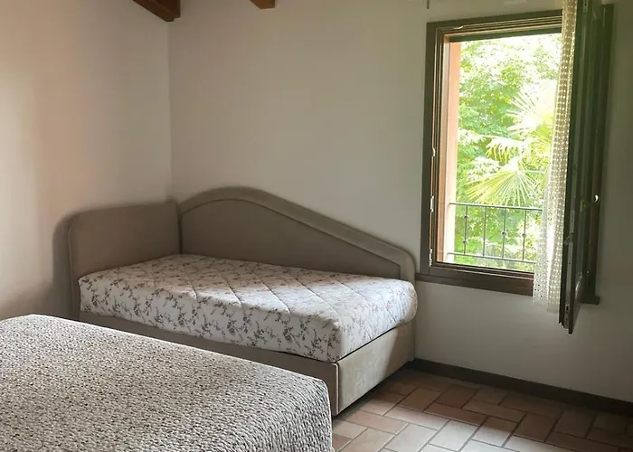 مزرعة للإقامة La Rondinella دوتسا