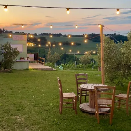 La Rondinella Farm stay *