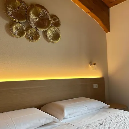 La Rondinella دوتسا