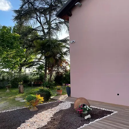 La Rondinella Feriegård Dozza