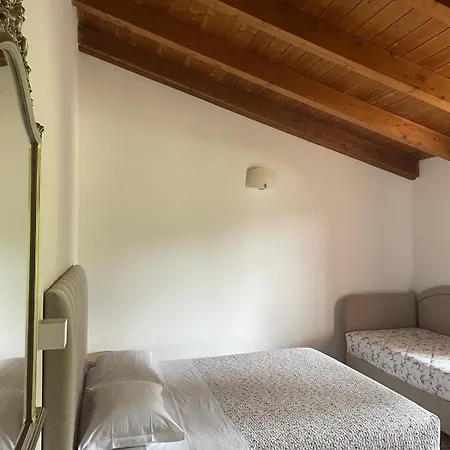 La Rondinella Κατάλυμα σε φάρμα Dozza