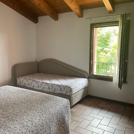 مزرعة للإقامة La Rondinella دوتسا