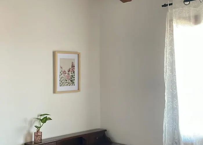 La Rondinella Farm stay