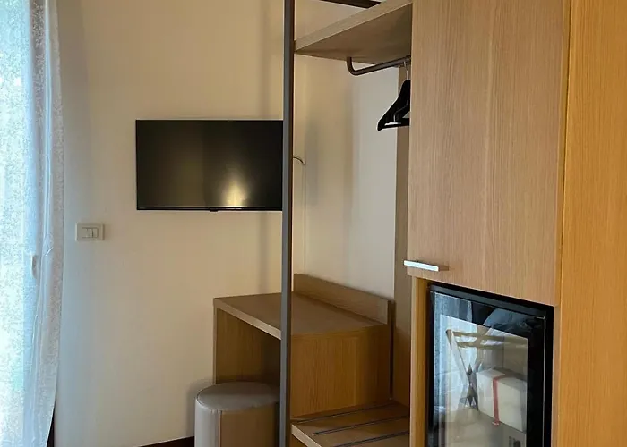 Lantgård La Rondinella *